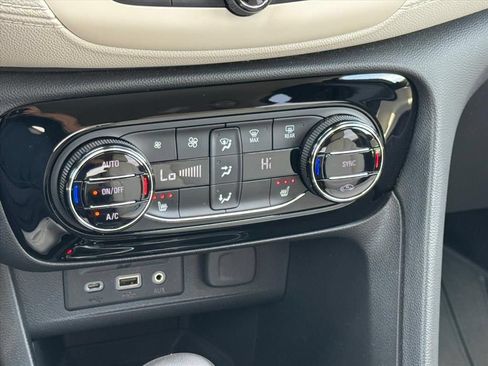 Used 2021 Buick Encore GX Select w/ Advanced Technology Package AWD/4WD image 21