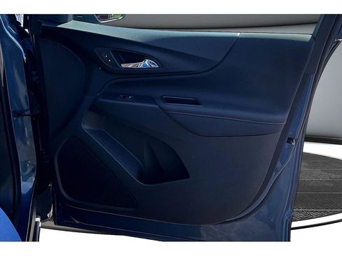 Used 2024 Chevrolet Equinox RS image 25