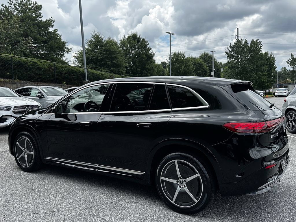 Certified 2023 Mercedes-Benz EQS 580 4MATIC SUV image 6