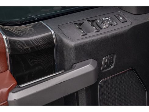 Used 2019 Ford F350 Platinum AWD/4WD image 19