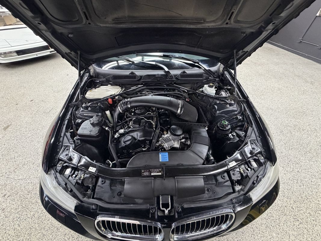 Used 2011 BMW 335i xDrive Sedan AWD/4WD image 37
