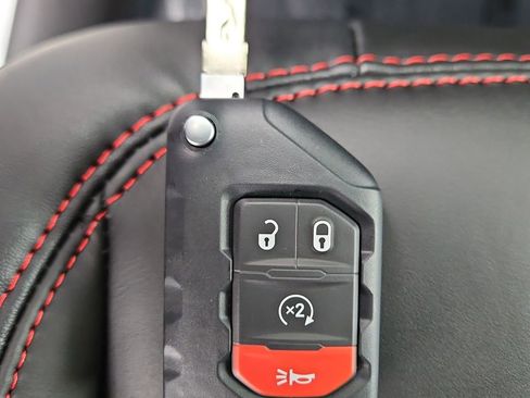 New 2026 Jeep Gladiator Rubicon image 32