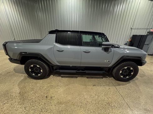 Used 2024 GMC Hummer EV 3X image 7