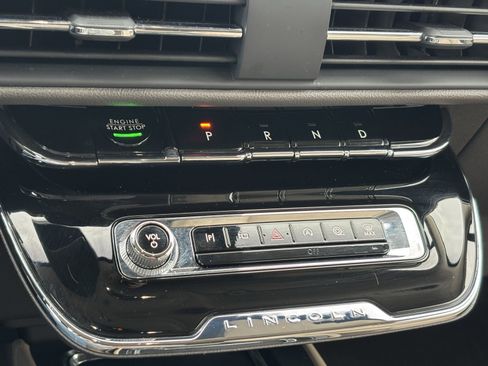 Used 2024 Lincoln Corsair Reserve image 6