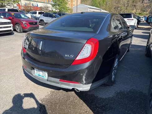 Used 2014 Lincoln MKS FWD image 2