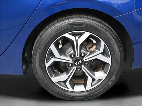 Used 2021 Kia Forte LXS image 10