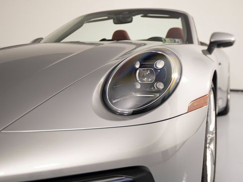 Certified 2024 Porsche 911 Carrera S image 40