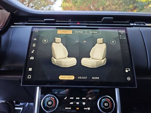 Used 2023 Land Rover Range Rover Long Wheelbase SE AWD/4WD image 18