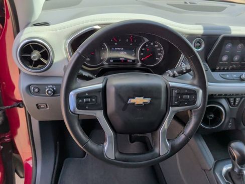Used 2019 Chevrolet Blazer LT FWD image 16