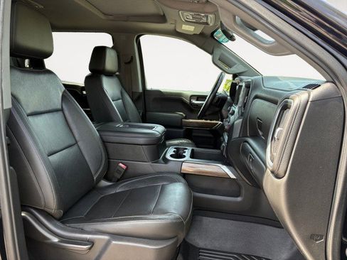 Used 2020 Chevrolet Silverado 1500 LT Trail Boss AWD/4WD image 10