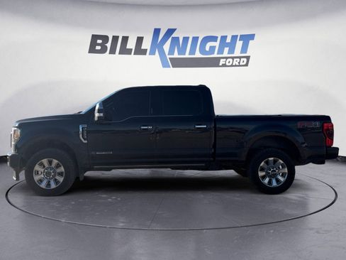 Used 2021 Ford F250 Platinum w/ FX4 Off-Road Package image 2