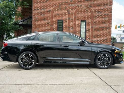 Used 2023 Kia K5 GT-Line w/ GT-Line Premium Package FWD image 4