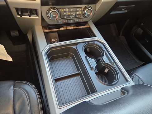 Used 2019 Ford F250 Lariat AWD/4WD image 22