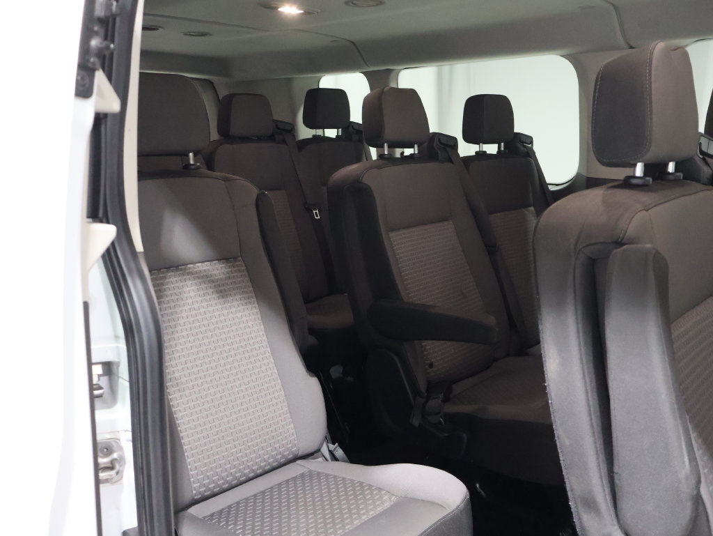 Used 2024 Ford Transit 350 XLT RWD image 18