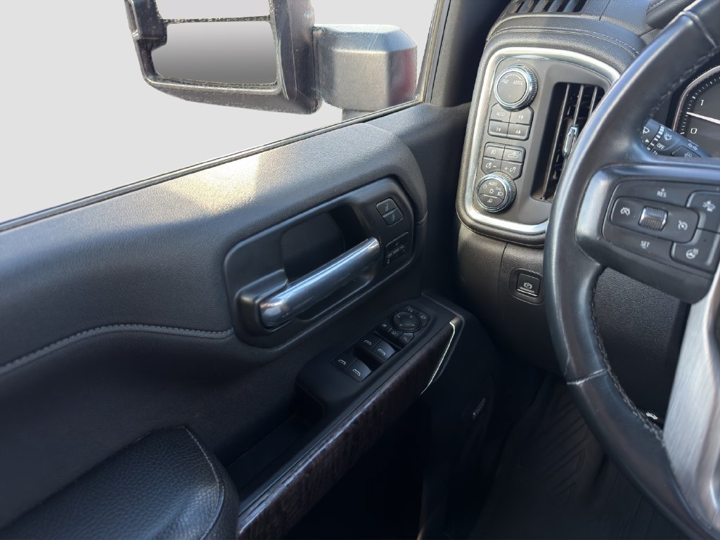 Used 2023 GMC Sierra 2500 Denali AWD/4WD image 5