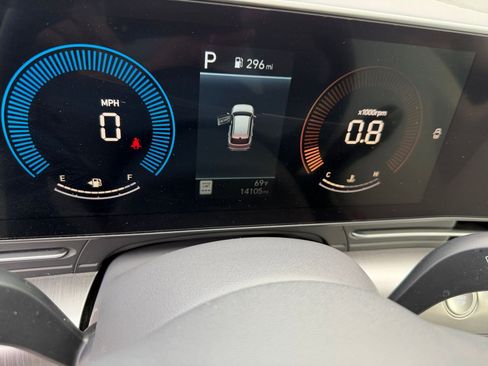 Used 2025 Hyundai Kona SEL image 40