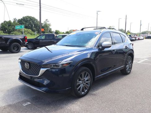 Used 2024 MAZDA CX-5 Signature AWD/4WD image 3