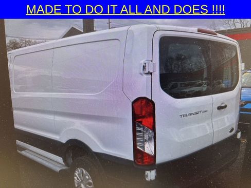 Used 2024 Ford Transit 250 Low Roof w/ Exterior Upgrade Package image 47