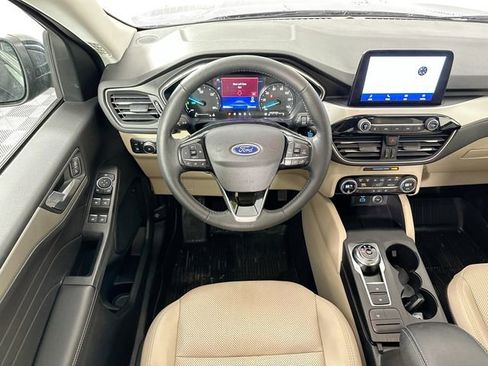 Used 2021 Ford Escape SEL AWD/4WD image 10