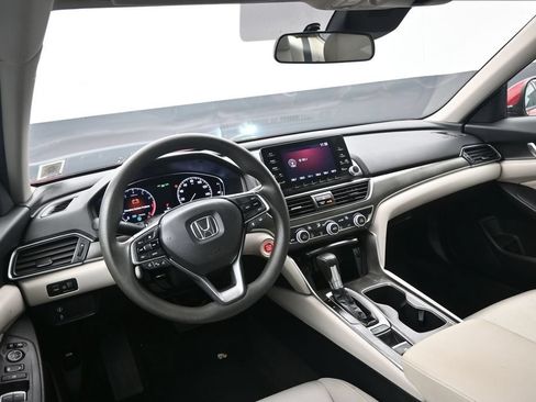 Used 2019 Honda Accord LX image 10