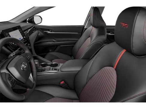 Certified 2024 Toyota Camry SE w/ Blackout Package (TMS) image 9
