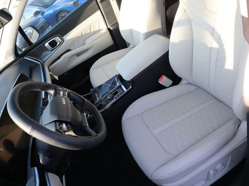 New 2026 Kia Sorento SX FWD image 23