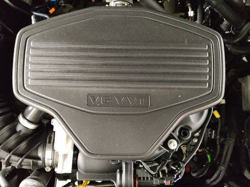 Used 2020 Chevrolet Blazer LT image 30