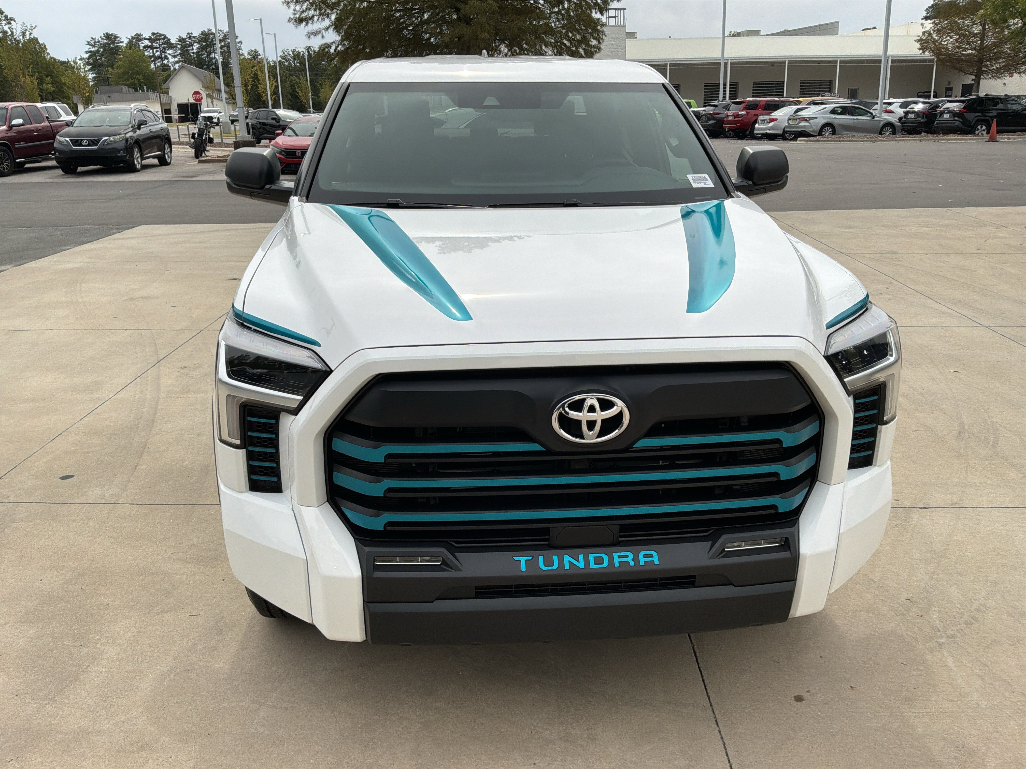 Used 2025 Toyota Tundra SR5 AWD/4WD image 3