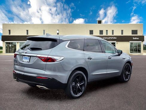 Used 2023 Buick Enclave Essence w/ Experience Buick Package FWD image 3