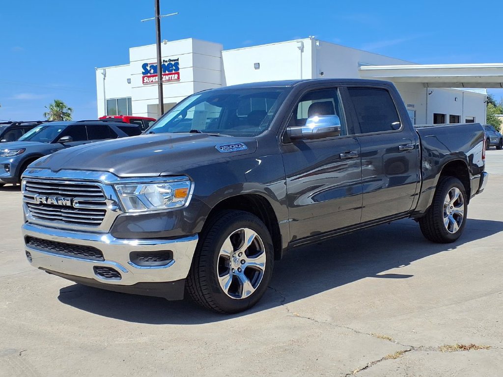 Used 2024 RAM 1500 Laramie RWD image 4