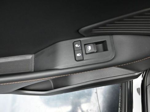 New 2026 Jeep Cherokee Limited AWD/4WD image 37