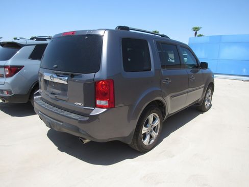 Used 2015 Honda Pilot EX-L image 3