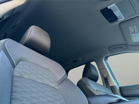 Used 2024 Nissan Pathfinder SV image 20