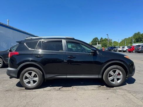 Used 2015 Toyota RAV4 XLE FWD image 1