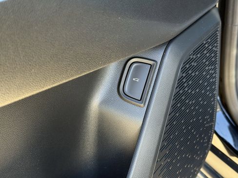 Used 2026 Chevrolet Equinox LT w/ Convenience Package II image 14