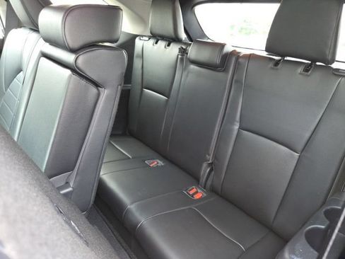 Used 2023 Toyota Highlander XLE AWD/4WD image 27