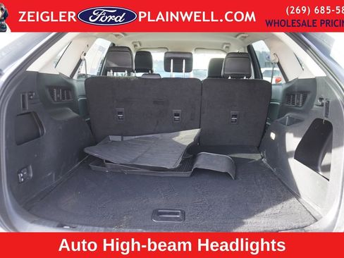 Used 2024 Ford Edge SEL w/ Convenience Package image 11