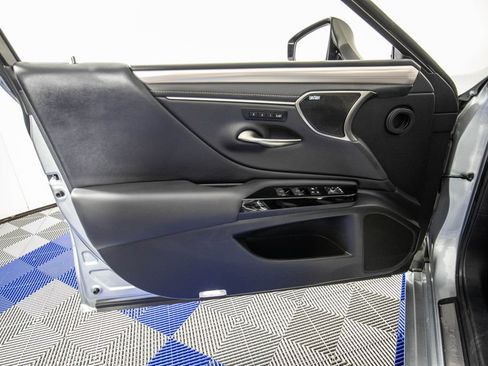 Used 2023 Lexus ES 350 F Sport w/ Accessory Package (Z2) FWD image 13