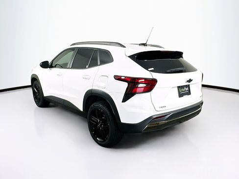 Used 2025 Chevrolet Trax ACTIV w/ Driver Confidence Package image 5