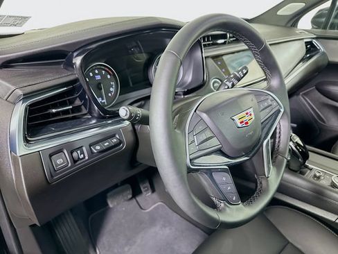 New 2026 Cadillac XT5 Premium Luxury w/ Driver Assist Package FWD image 7