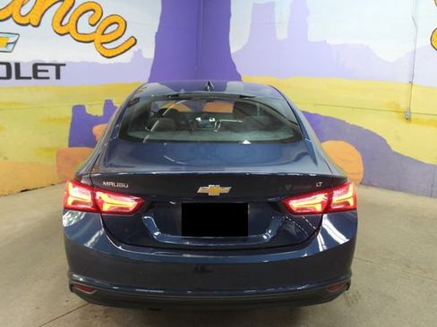 Used 2019 Chevrolet Malibu LT FWD image 7