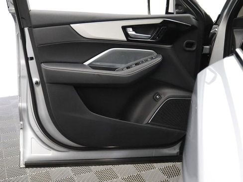 Used 2026 Acura MDX w/ Technology Package image 13