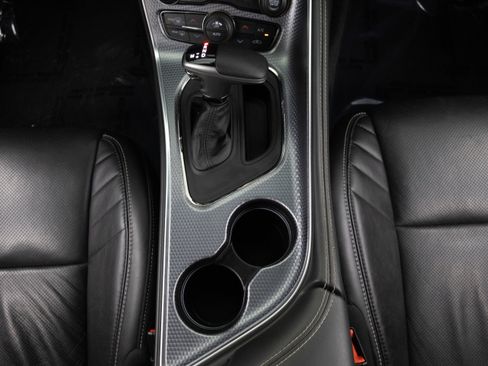 Used 2015 Dodge Challenger SRT Hellcat image 48