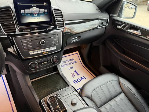 Used 2018 Mercedes-Benz GLS 450 4MATIC image 12