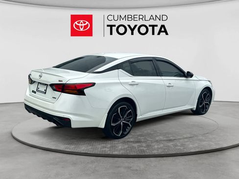 Used 2024 Nissan Altima 2.5 SR AWD/4WD image 5