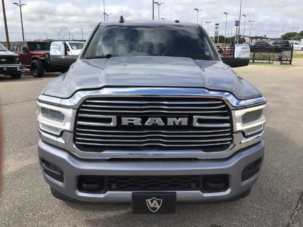 Used 2024 RAM 2500 Laramie AWD/4WD image 9