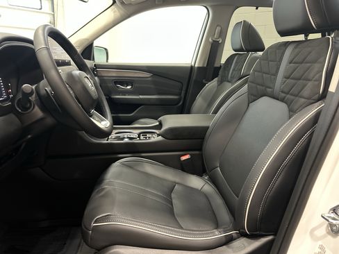 Used 2026 Honda Pilot Elite image 24