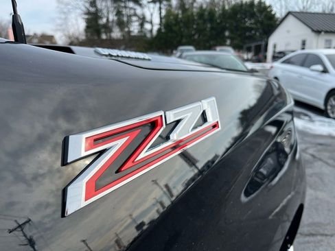 Used 2020 Chevrolet Silverado 1500 LT w/ All-Star Edition image 9