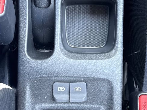 Used 2025 Nissan Versa S w/ Trunk Package FWD image 25