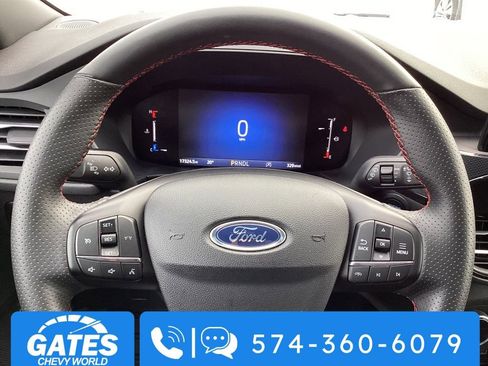 Used 2025 Ford Escape ST-Line image 25